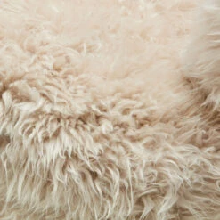 Cream Sheepskin Fur Accent Chair -Housing Units Shop 24ee5f37e2f5f60ec7af2ed54fa161ac 1