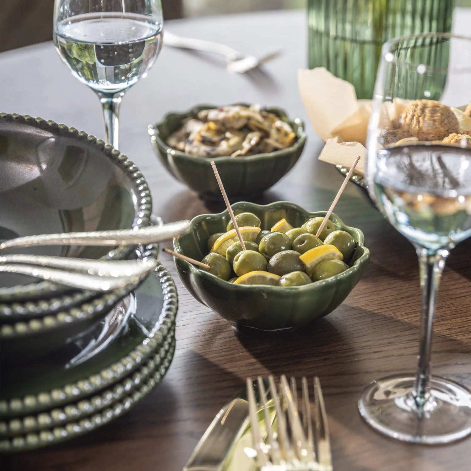 Annika Smoked Oak Slatted 120cm Round Dining Table 13 Annika Smoked Oak Slatted 120cm Round Dining Table - Image 11