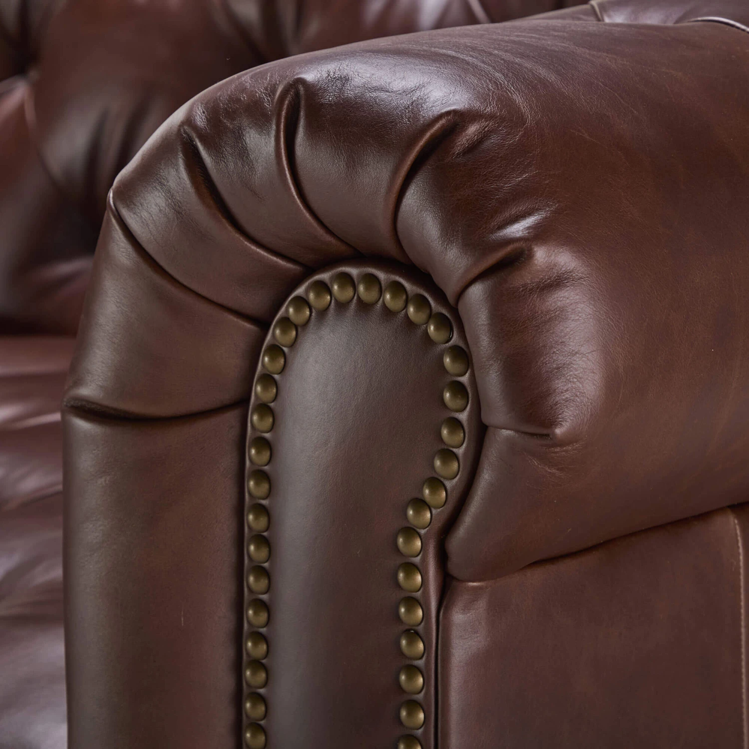 Wentworth Kodak Clove Brown Leather Snuggler Sofa 9 Wentworth Kodak Clove Brown Leather Snuggler Sofa - Image 7