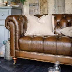 Balmoral Vintage Tabac Leather 2 Seater Sofa With Castors -Housing Units Shop 7578844880be2bf3c1c5f6ef2519f69e