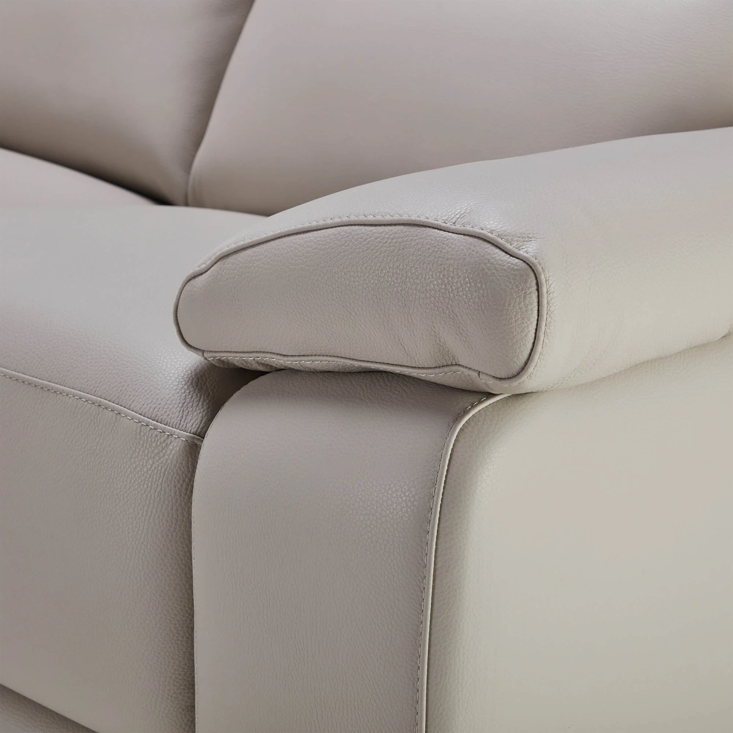 Chiara Grey Leather 2 Seater Sofa 6 Chiara Grey Leather 2 Seater Sofa - Image 5