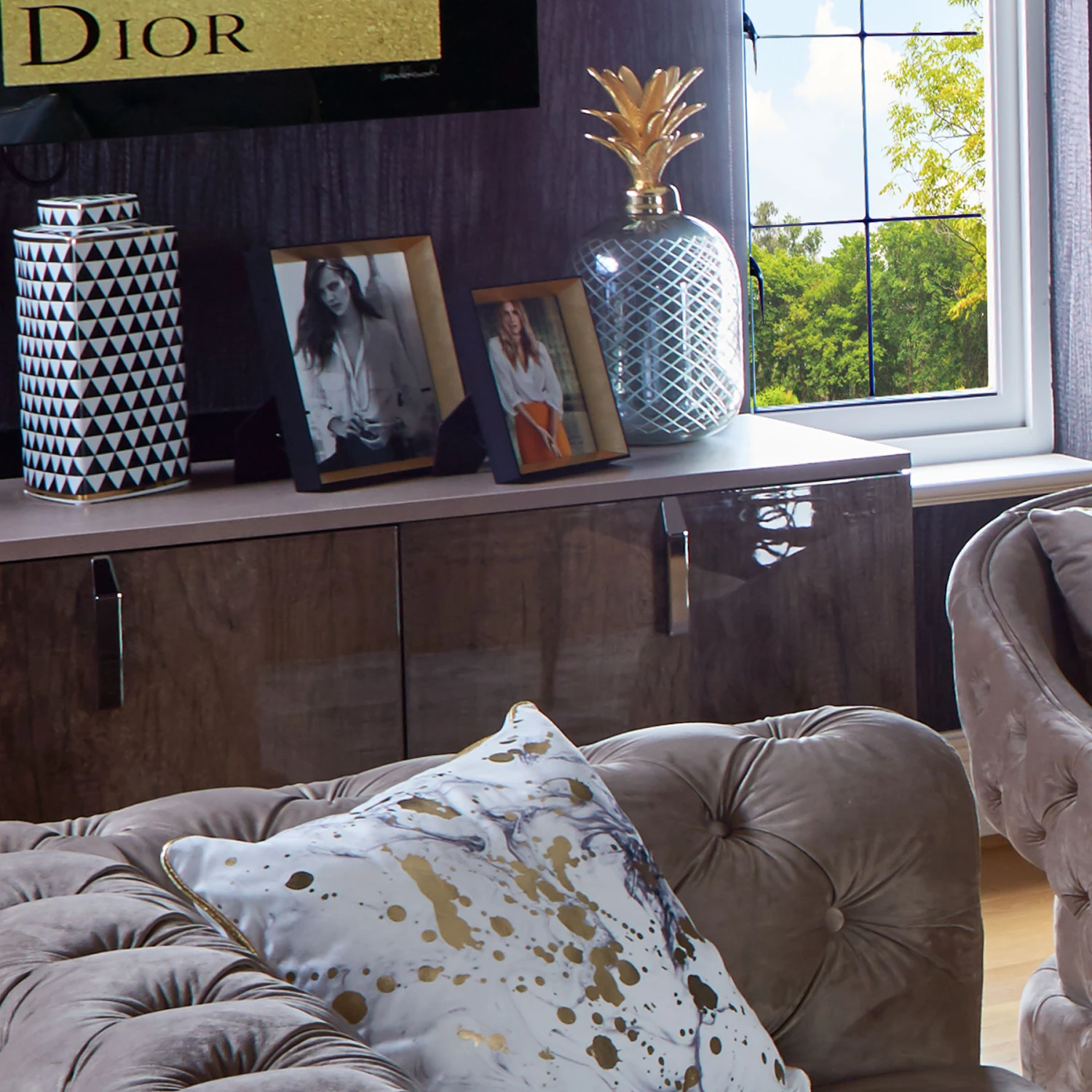 Medina High Gloss 138cm 3 Door Sideboard 6 Medina High Gloss 138cm 3 Door Sideboard - Image 4