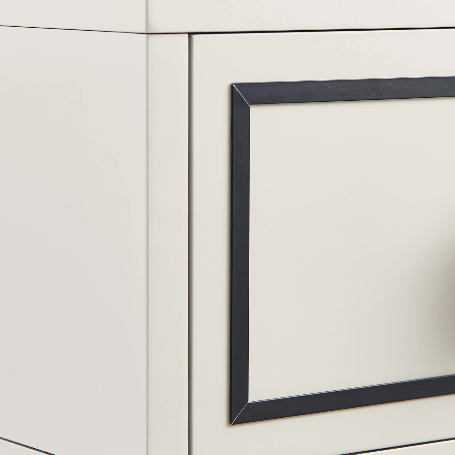 Frank Olsen Mia White Side Table 7 Frank Olsen Mia White Side Table - Image 5