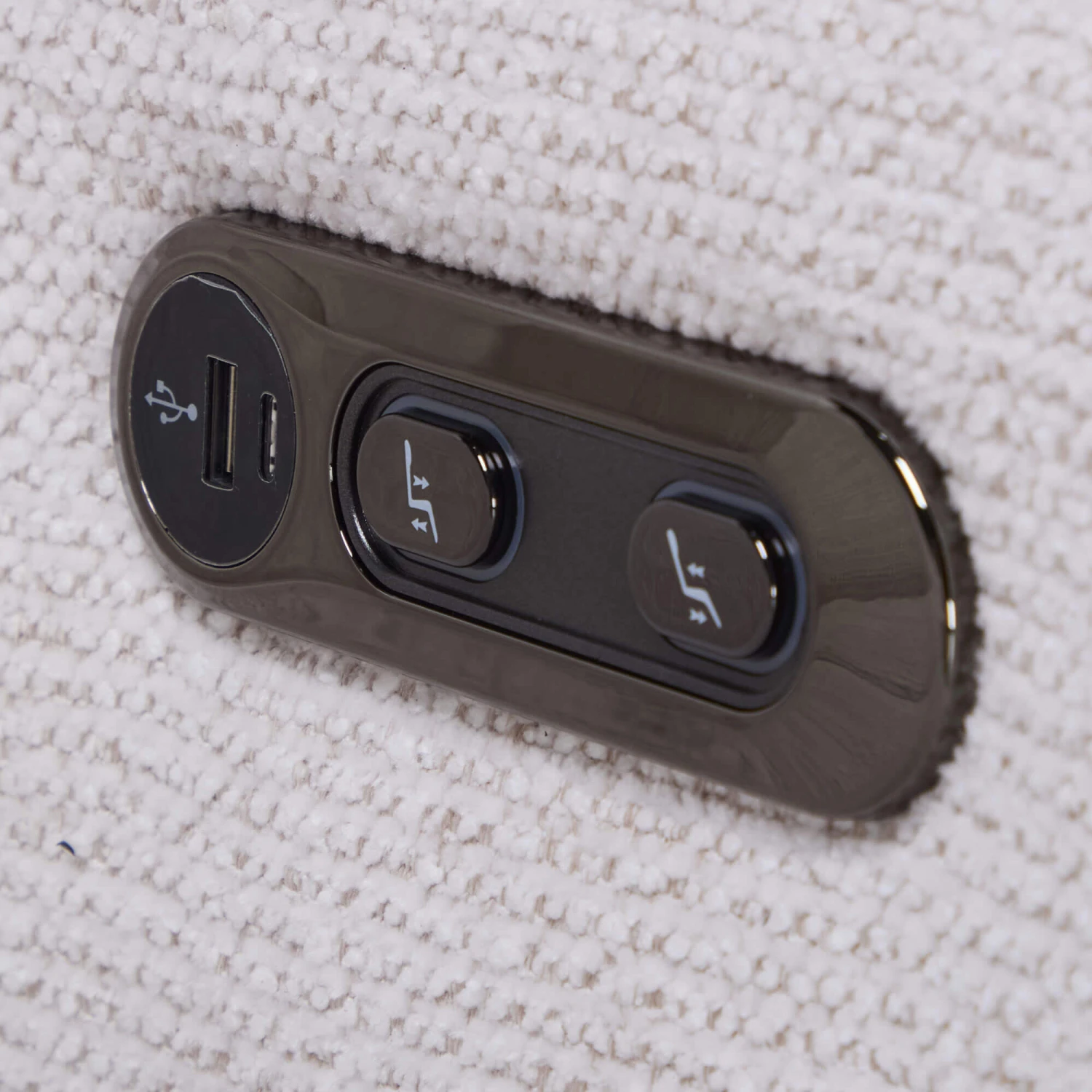 Lyra Cream Fabric 2 Power Recliner Corner Sofa 8 Lyra Cream Fabric 2 Power Recliner Corner Sofa - Image 6